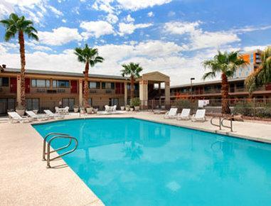 Отель Super 8 By Wyndham Tempe/Asu/Airport Экстерьер фото
