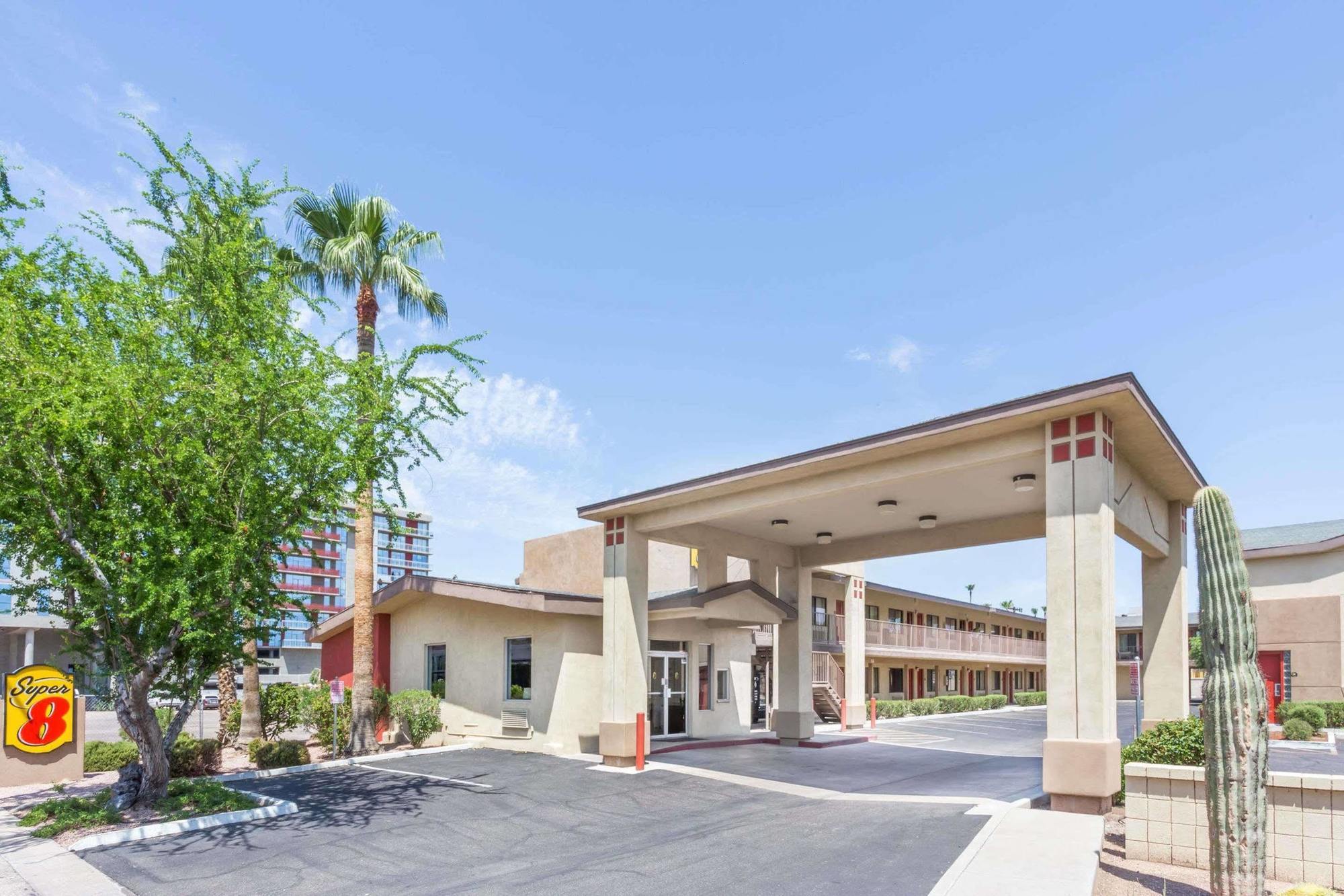 Отель Super 8 By Wyndham Tempe/Asu/Airport Экстерьер фото